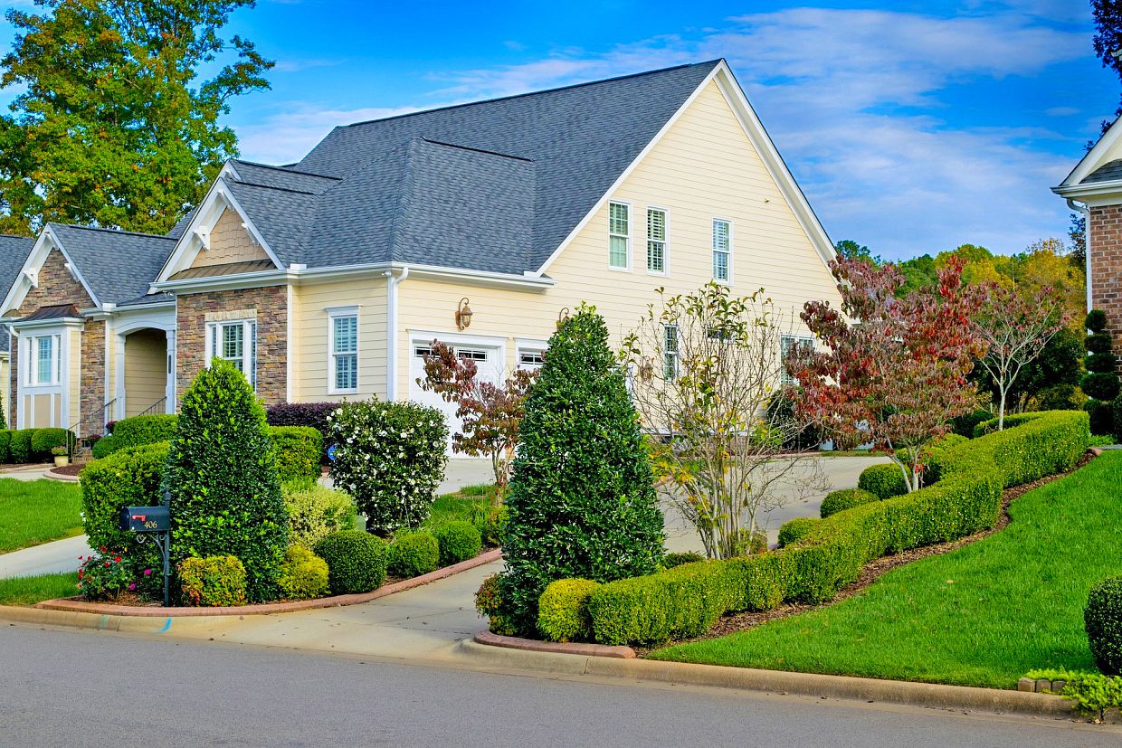 Ways To Create The Most Sophisticated And Magical Curb Appeal In Your Neighborhood